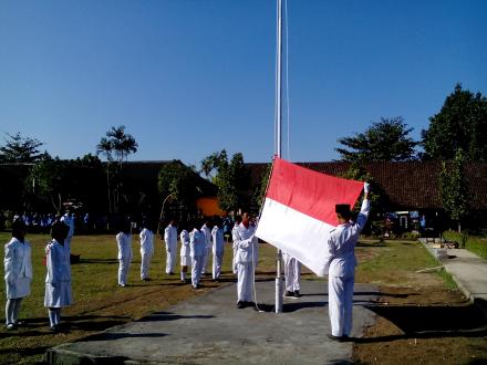 UPACARA HUT RI KE-71