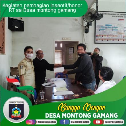 Acara pembagian insentif/Gaji RT se- desa montong gamang sekaligua arahan dari bapak kepala desa